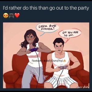 Meet your Posher, Adrianne